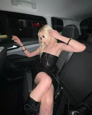Taylor Momsen OnlyFans Leaked Free Thumbnail Picture - #WFaHQZXuB5
