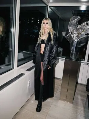 Taylor Momsen OnlyFans Leaked Free Thumbnail Picture - #WK6RCiUtAJ