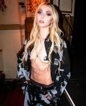 Taylor Momsen OnlyFans Leaked Free Thumbnail Picture - #WoOsHuPZTy
