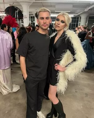 Taylor Momsen OnlyFans Leaked Free Thumbnail Picture - #XOPoPVuLog