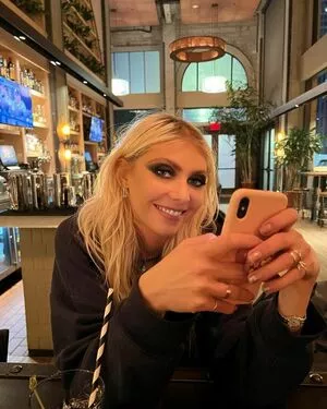 Taylor Momsen OnlyFans Leaked Free Thumbnail Picture - #be20qa8do2