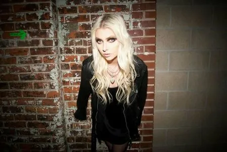 Taylor Momsen OnlyFans Leaked Free Thumbnail Picture - #bzr3ZeL9uz