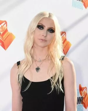 Taylor Momsen OnlyFans Leaked Free Thumbnail Picture - #d4vRTCw9MZ