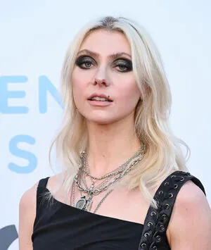 Taylor Momsen OnlyFans Leaked Free Thumbnail Picture - #e6VBF5Plaq