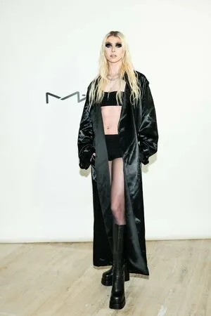 Taylor Momsen OnlyFans Leaked Free Thumbnail Picture - #fez6VEIFVd
