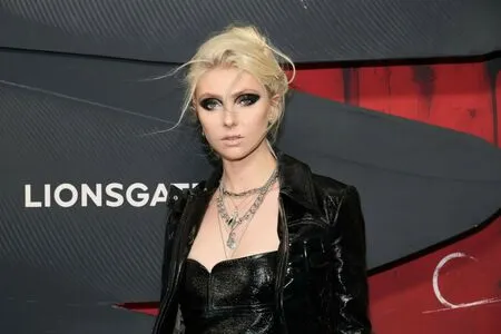 Taylor Momsen OnlyFans Leaked Free Thumbnail Picture - #ia5YO6Owmv