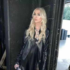 Taylor Momsen OnlyFans Leaked Free Thumbnail Picture - #nQkxLOLrS6