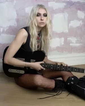 Taylor Momsen OnlyFans Leaked Free Thumbnail Picture - #t1lksT92WQ