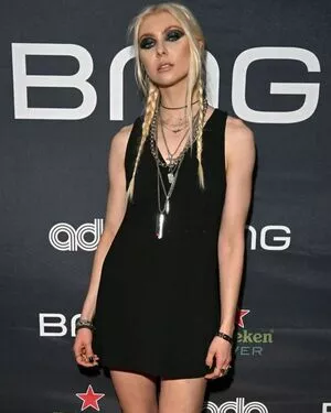 Taylor Momsen OnlyFans Leaked Free Thumbnail Picture - #uIW60RgfVq