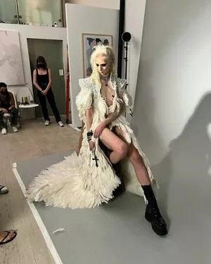Taylor Momsen OnlyFans Leaked Free Thumbnail Picture - #us9Hh0T6o1