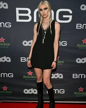 Taylor Momsen OnlyFans Leaked Free Thumbnail Picture - #xNH0I0iXi2