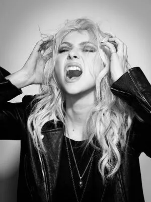 Taylor Momsen OnlyFans Leaked Free Thumbnail Picture - #xOmdp3Ajzu