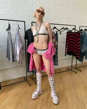 Taylor Momsen OnlyFans Leaked Free Thumbnail Picture - #xvsGPjlnPy