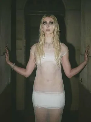 Taylor Momsen OnlyFans Leaked Free Thumbnail Picture - #ykRuGXI08c
