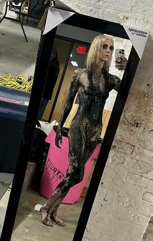 Taylor Momsen OnlyFans Leaked Free Thumbnail Picture - #zMJoMX2CCy