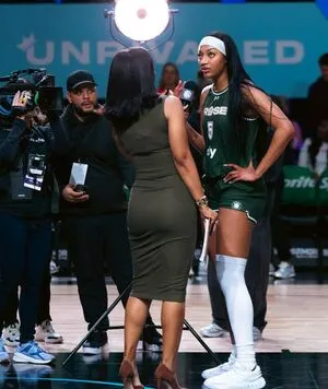 Taylor Rooks OnlyFans Leaked Free Thumbnail Picture - #4Jo9ZiLUFB