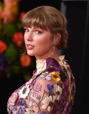 Taylor Swift OnlyFans Leaked Free Thumbnail Picture - #01KEjcvZHy