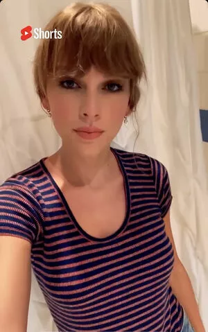 Taylor Swift OnlyFans Leaked Free Thumbnail Picture - #2izBnranv9