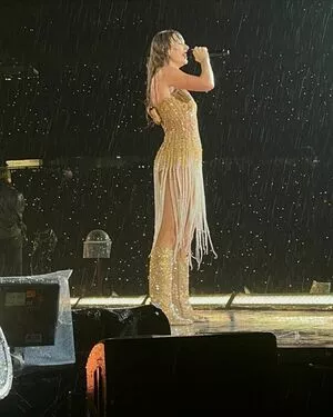 Taylor Swift OnlyFans Leaked Free Thumbnail Picture - #4F9aerNOtT