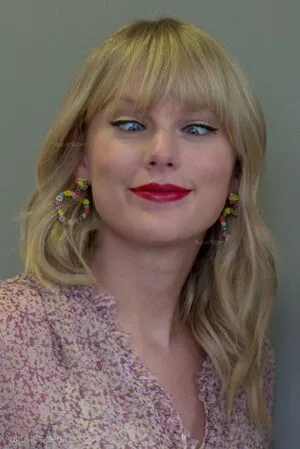 Taylor Swift OnlyFans Leaked Free Thumbnail Picture - #4Mtw2phLbO