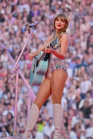 Taylor Swift OnlyFans Leaked Free Thumbnail Picture - #4vqECqHMXn