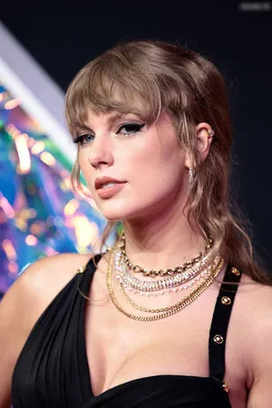 Taylor Swift OnlyFans Leaked Free Thumbnail Picture - #4zp8hJMka2