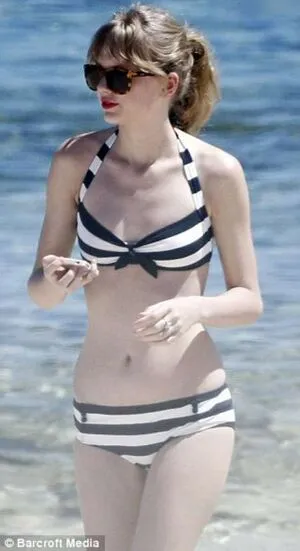 Taylor Swift OnlyFans Leaked Free Thumbnail Picture - #6SZyw84zaL