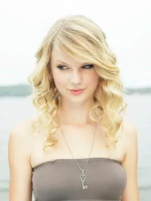 Taylor Swift OnlyFans Leaked Free Thumbnail Picture - #7saacFTbgy