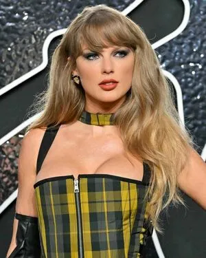 Taylor Swift OnlyFans Leaked Free Thumbnail Picture - #94qezXHKo4