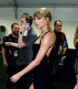 Taylor Swift OnlyFans Leaked Free Thumbnail Picture - #BMLAIPSGhH