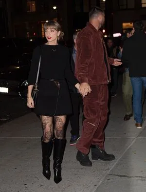 Taylor Swift OnlyFans Leaked Free Thumbnail Picture - #DoHnlkbnar