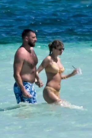 Taylor Swift OnlyFans Leaked Free Thumbnail Picture - #Dp0HGCXFKi