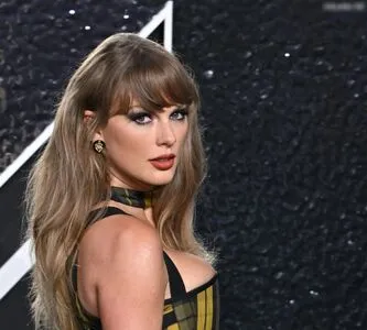 Taylor Swift OnlyFans Leaked Free Thumbnail Picture - #FMGEulbuA4