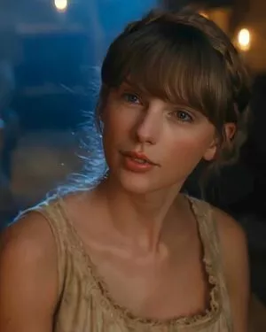 Taylor Swift OnlyFans Leaked Free Thumbnail Picture - #HxHCk1or1e