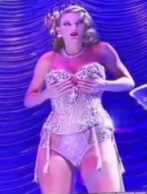 Taylor Swift OnlyFans Leaked Free Thumbnail Picture - #I3pbJKlJvA