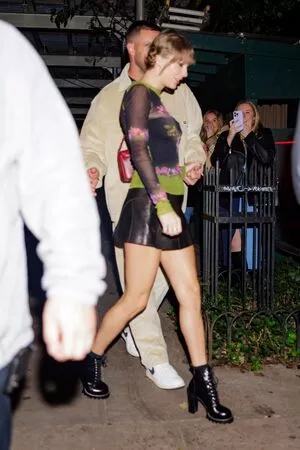 Taylor Swift OnlyFans Leaked Free Thumbnail Picture - #JbPqr1sPyI