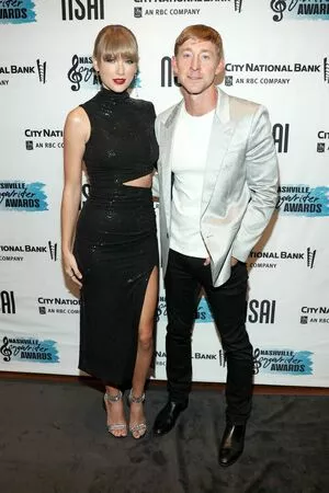 Taylor Swift OnlyFans Leaked Free Thumbnail Picture - #LXKw6i3T8a