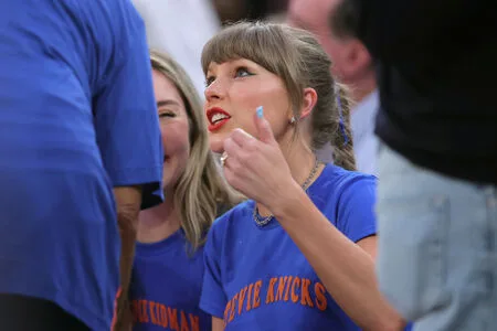 Taylor Swift OnlyFans Leaked Free Thumbnail Picture - #M0lDsMfz0F