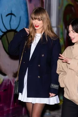 Taylor Swift OnlyFans Leaked Free Thumbnail Picture - #MsdmKT8OW8