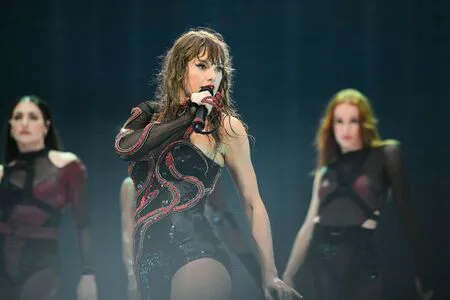 Taylor Swift OnlyFans Leaked Free Thumbnail Picture - #NN3WFWoQPv