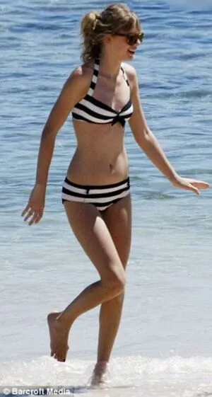 Taylor Swift OnlyFans Leaked Free Thumbnail Picture - #Q7rdbqsomG