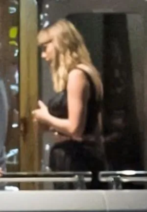 Taylor Swift OnlyFans Leaked Free Thumbnail Picture - #Q8HbY2X9OF