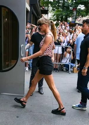 Taylor Swift OnlyFans Leaked Free Thumbnail Picture - #SIio8KxYA9
