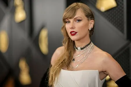 Taylor Swift OnlyFans Leaked Free Thumbnail Picture - #U3USLnD3xR