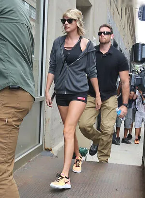 Taylor Swift OnlyFans Leaked Free Thumbnail Picture - #UDjwBML20L