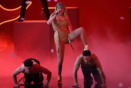 Taylor Swift OnlyFans Leaked Free Thumbnail Picture - #URCIkBP8Gr