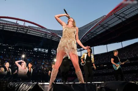 Taylor Swift OnlyFans Leaked Free Thumbnail Picture - #VmCYGBAVkK