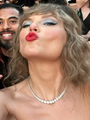 Taylor Swift OnlyFans Leaked Free Thumbnail Picture - #YuLrCoEsHo