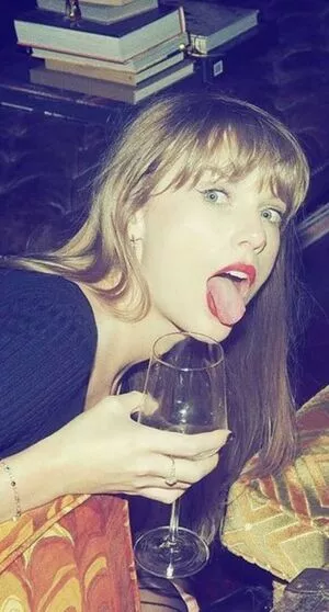 Taylor Swift OnlyFans Leaked Free Thumbnail Picture - #dXG8wdegpA