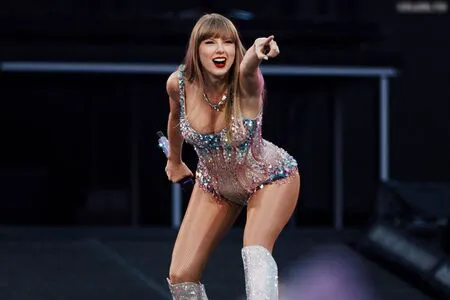 Taylor Swift OnlyFans Leaked Free Thumbnail Picture - #eOSNNx0618
